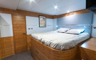 SKYLARK 10