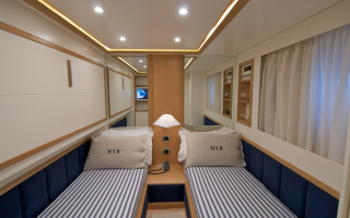 RIVIERA 13