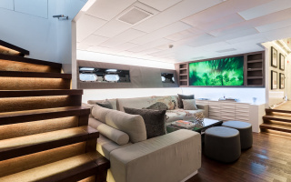 BEACHOUSE 16