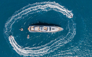 SILVER WIND 32