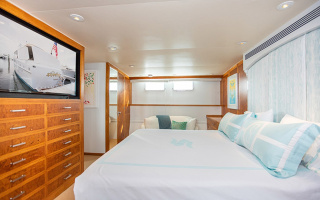SOVEREIGN 14