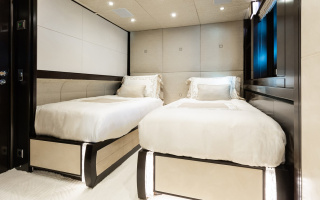 SILVER WIND 27