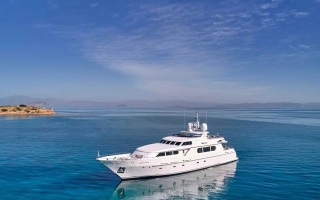 MILOS AT SEA 43