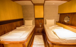 NEVRA QUEEN 17