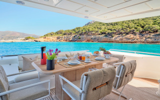 GOLDEN YACHT 7