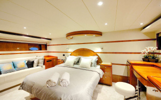 LADY KATHRYN 8