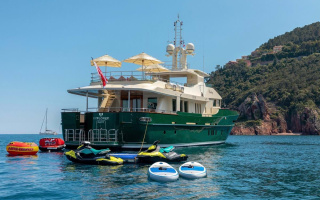 W EXPLORER 4