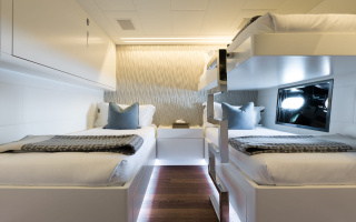 BEACHOUSE 20