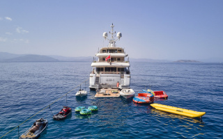 ELENA V 5