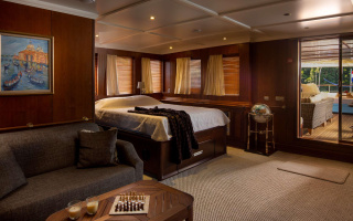 DONNA DEL MARE 28