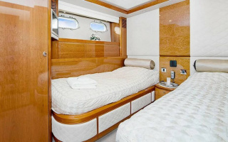 ANNE VIKING 12