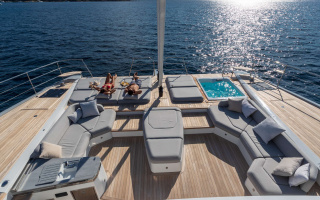 SERENISSIMA III 6
