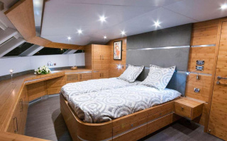 SKYLARK 9