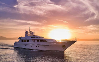 MILOS AT SEA 48