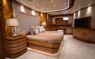 LADY G II 21