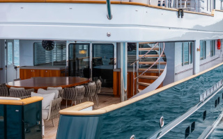 EMERALD 21
