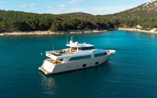 FRIEND'S BOAT 2
