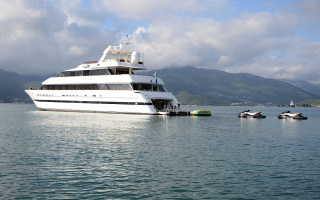 LADYSHIP 4