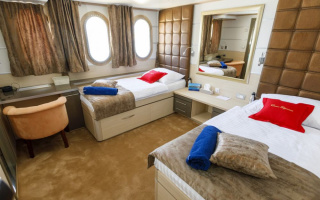 QUEEN ELEGANZA 30
