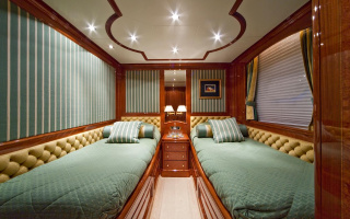AMADEA 10