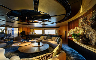 MALTESE FALCON 14