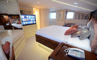 LADYSHIP 15