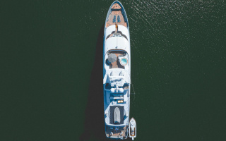 TRITON 4