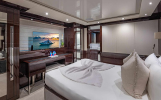 CAPTAIN MORGAN III 31