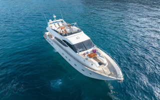 LA CHICCA 32