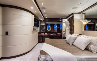 LOVE BOAT 12