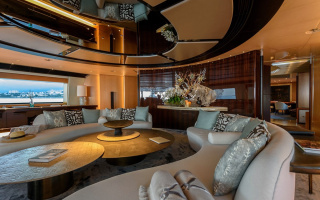 MALTESE FALCON 13