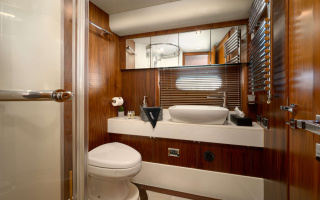 SUNSEEKER PREDATOR 72 GHOST 14