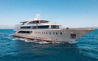 QUEEN ELEGANZA 33