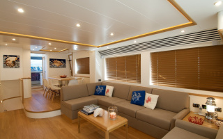 RIVIERA 8
