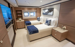 SEA EAGLE 18