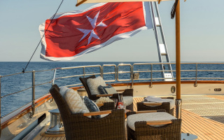 MALTESE FALCON 7
