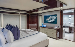 CAPTAIN MORGAN III 28