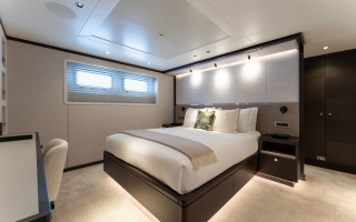 EMERALD 38