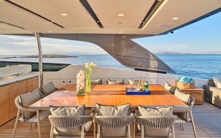 GOLDEN YACHT 13