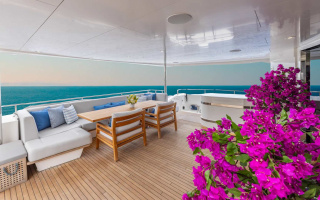 CAPTAIN MORGAN III 10