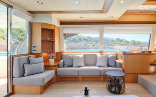 GOLDEN YACHT 12