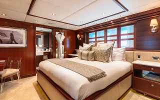 OCEAN CLUB 38