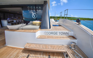 OCEAN VIBES 10