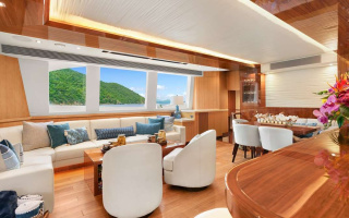 SEAGLASS 6