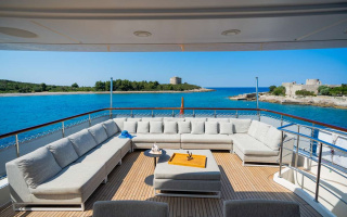 VALENTINA II 11