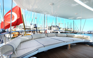 AEGEAN CLIPPER 8