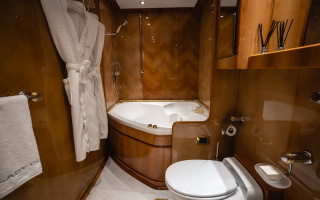 LADY G II 28