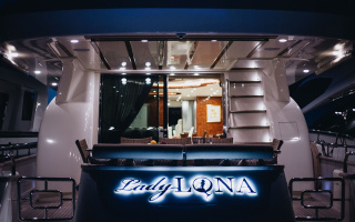 LADY LONA 4