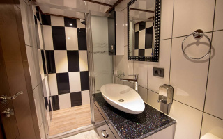 NEVRA QUEEN 20