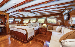 LYCIAN QUEEN 20